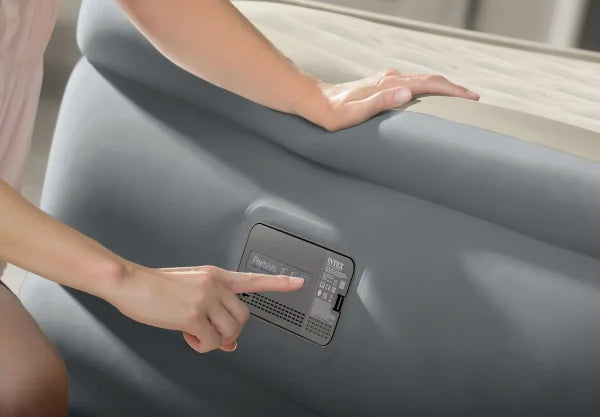 מזרון מתנפח זוגי כולל משאבה מובנית חכמה INTEX 64926 PREMAIRE 2