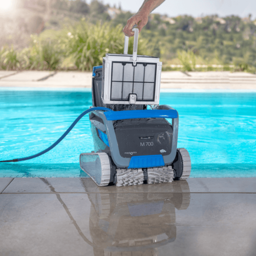 רובוט דולפין M700 DOLPHIN